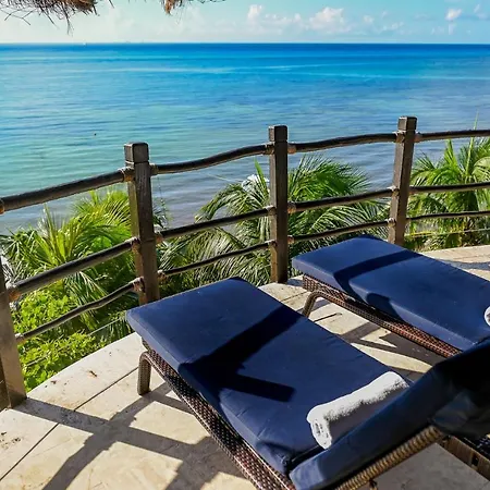 El Taj Oceanfront And Beachside Condo Hotel-3