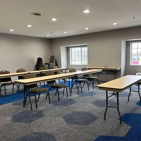 Microtel Inn & Suites By Wyndham Manchester - Newly Renovated-2