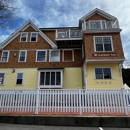 Almondy Inn Bed & Breakfast-3