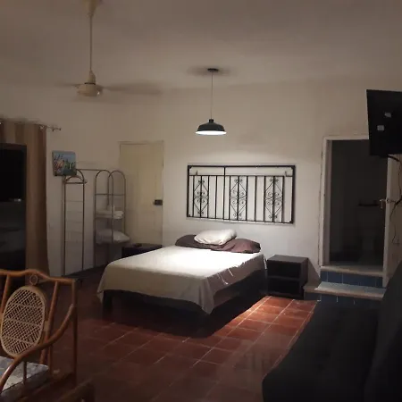 Bea Rooms And Studios-3