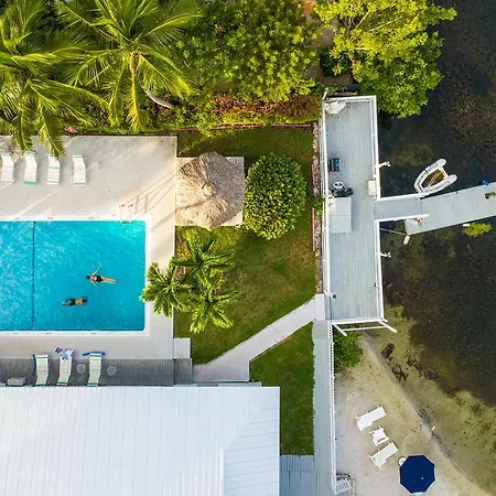 Amoray Dive Resort-2