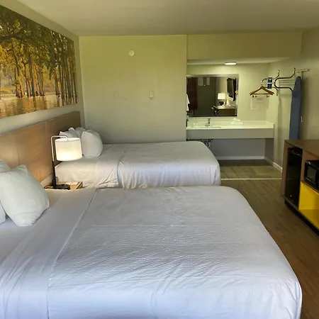 Days Inn By Wyndham Valdosta/Near Valdosta Mall-2