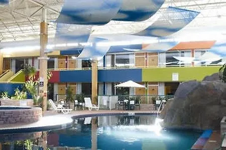 Boulder Outlook Hotel & Suites-2