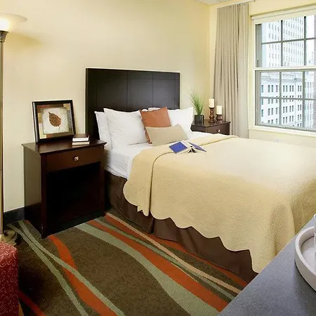 Hotel 140-2