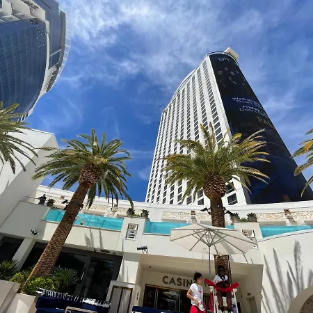 Vegas Palms High 52Nd Fl. 1Bdr Corner Penthouse 1220Sqft-2