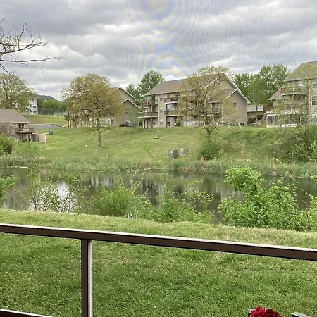 A Little Lake Retreat-2
