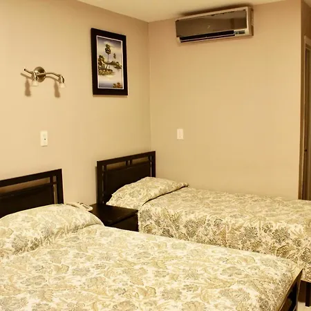 Hotel Victor-3