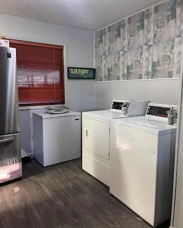 Shaligohomes @ 4425 E 6Th Ave-2