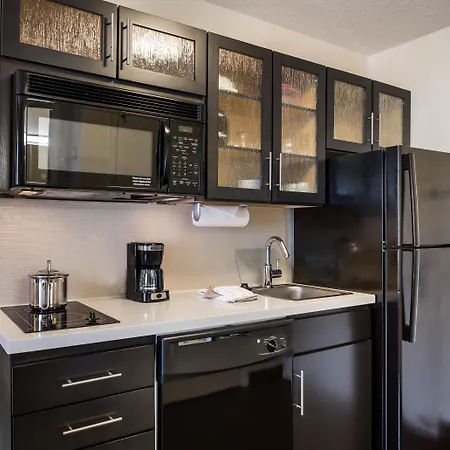 Sonesta Simply Suites Albuquerque Midtown-3