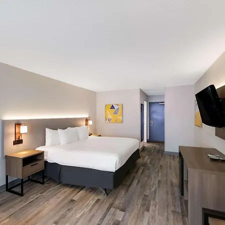 Quality Inn & Suites Artesia-3