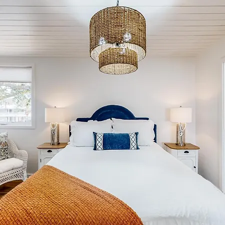 Bay Point Harbour Villa #221-2