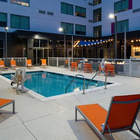 Aloft By Marriott Charlotte Airport-2