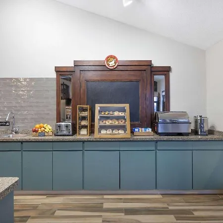 Americinn By Wyndham Duluth South Proctor Black Woods Event Ctr-3