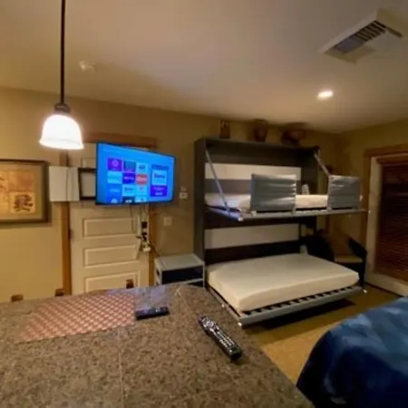 Silver Mtn Condo - Murphy Beds-2