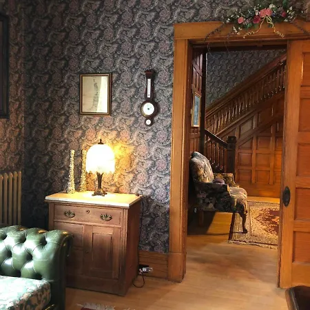 The Pembrooke Inn-3