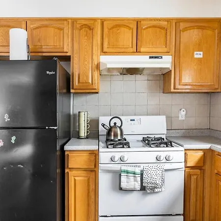 Ruby Suites 2A-2