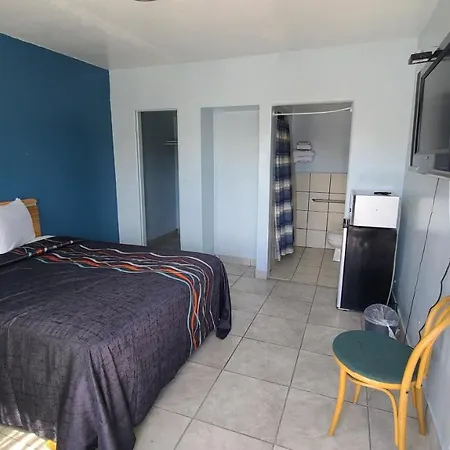 Green Spot Motel-3