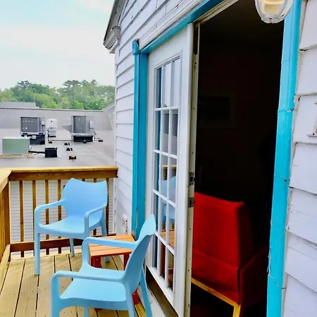 The Landings Inn And Cottages At Old Orchard Beach-3