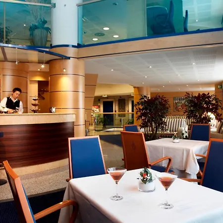 Pacific Hotel Fortino-2