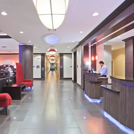 Holiday Inn Express & Suites North Dallas At Preston By Ihg-2