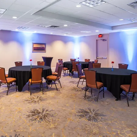 Crowne Plaza Suites Msp Airport - Mall Of America By Ihg-3