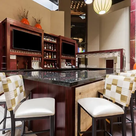 Holiday Inn Hotel & Suites Oklahoma City North By Ihg-2