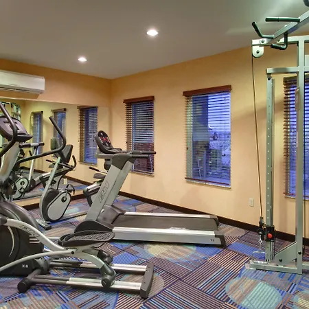 Holiday Inn Express Hotel & Suites Albuquerque Airport By Ihg-3