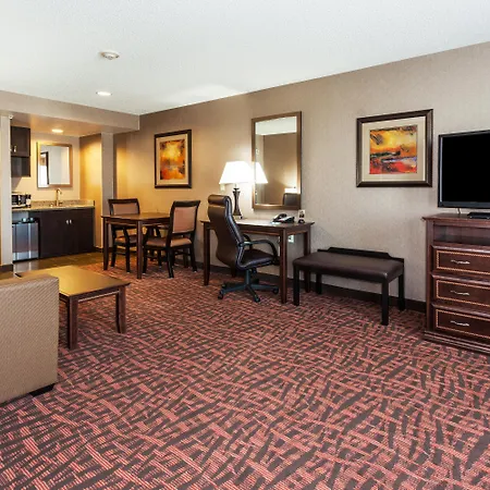 Holiday Inn Express Hotel & Suites Cheyenne By Ihg-3