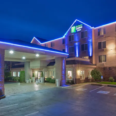 Holiday Inn Express Hotel & Suites Portland - Jantzen Beach By Ihg-2