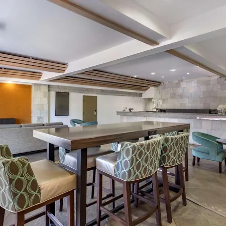 The Encinitan Hotel & Suites-3