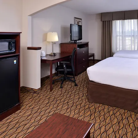 Holiday Inn Express & Suites Central Omaha By Ihg-3