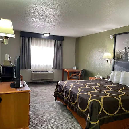 Super 8 By Wyndham Amarillo Central Tx-2