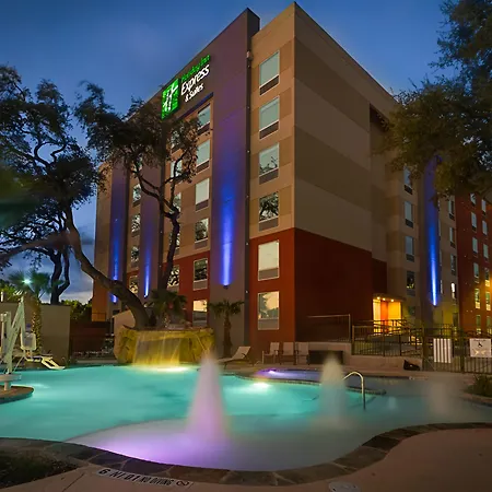 Holiday Inn Express & Suites San Antonio Medical - Six Flags By Ihg-3