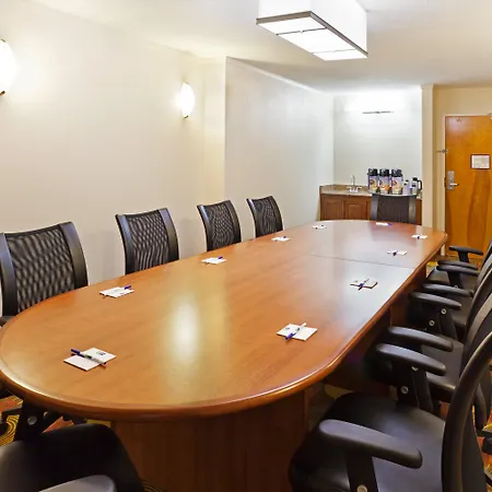 Holiday Inn Express & Suites Greensboro - I-40 Atwendover By Ihg-2