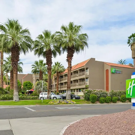 Holiday Inn Express Palm Desert By Ihg-2