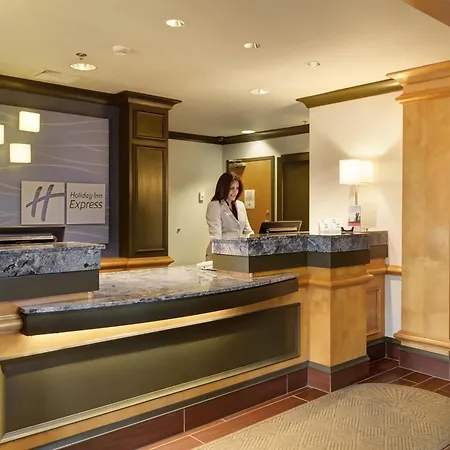 Holiday Inn Express Hotel & Suites Warwick-Providence Airport By Ihg-3