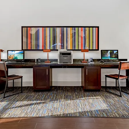 Holiday Inn Express-2