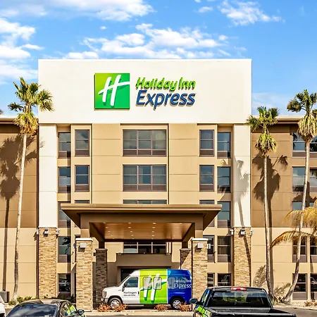 Holiday Inn Express-3
