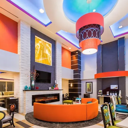 Holiday Inn Express & Suites Eureka By Ihg-3