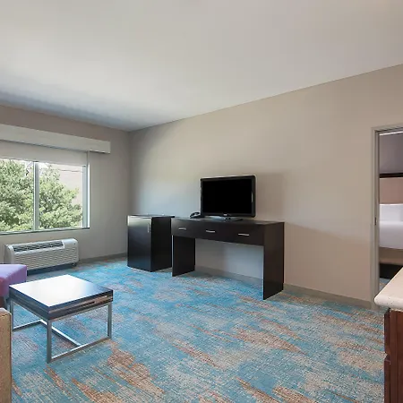 Holiday Inn Express & Suites Norwood By Ihg-3