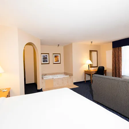 Wingate By Wyndham Waynesboro-3