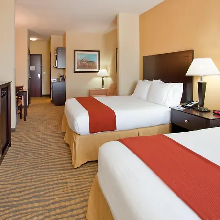 Holiday Inn Express & Suites Gallup East By Ihg-3