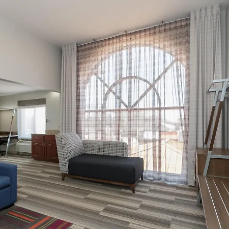 Holiday Inn Express & Suites - South Bend - Notre Dame Univ.-3