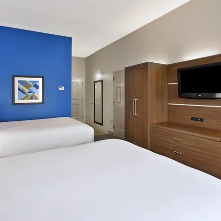 Holiday Inn Express Hotel & Suites Manchester Conference Center By Ihg-3