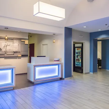 Holiday Inn Express Hotel & Suites Burlington By Ihg-2