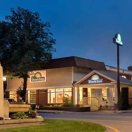 Days Inn By Wyndham Dover-3