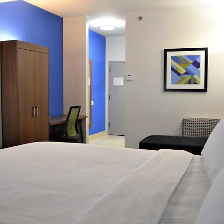 Holiday Inn Express & Suites Batesville By Ihg-2