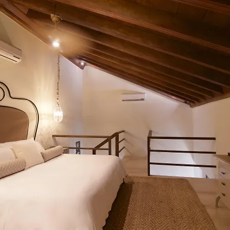 Hotel Capellan De Getsemani-3
