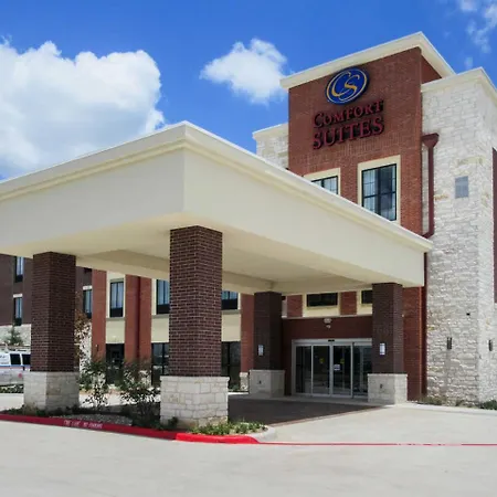 Comfort Suites Kyle-2