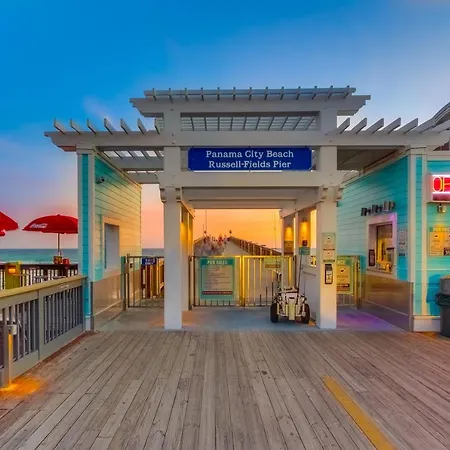 Emerald Beach, Unit 1536-3